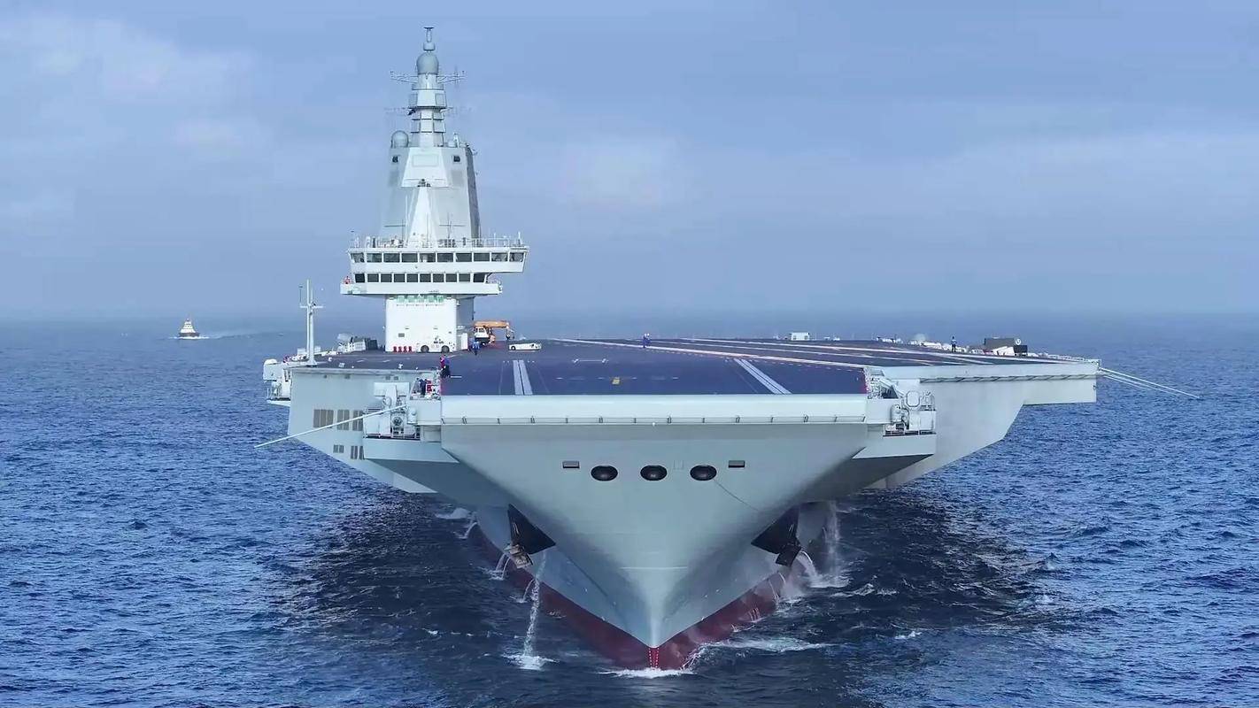 智能反导守护苍穹！隐身战机登上滑跃甲板，中国军工迎来井喷期