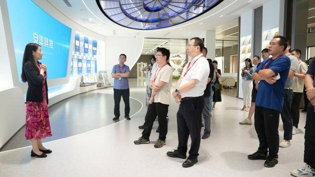 华福证券开展“我是股东 走进沪市上市公司——安集科技”活动