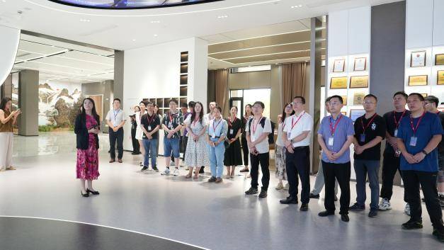 华福证券开展“我是股东 走进沪市上市公司——安集科技”活动