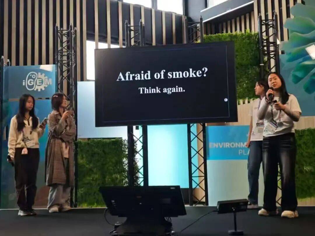 宏文学校青岛校区Diana孙煜阳畅聊“双城科研”趣事