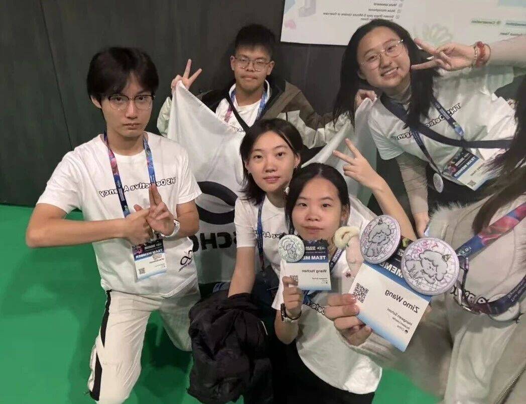 宏文学校青岛校区Diana孙煜阳畅聊“双城科研”趣事